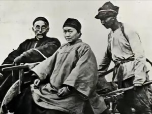 以伊洛纳妹妹日记和秘密日记一样吗？（探究两者的区别以及适合不同年龄段的玩家）